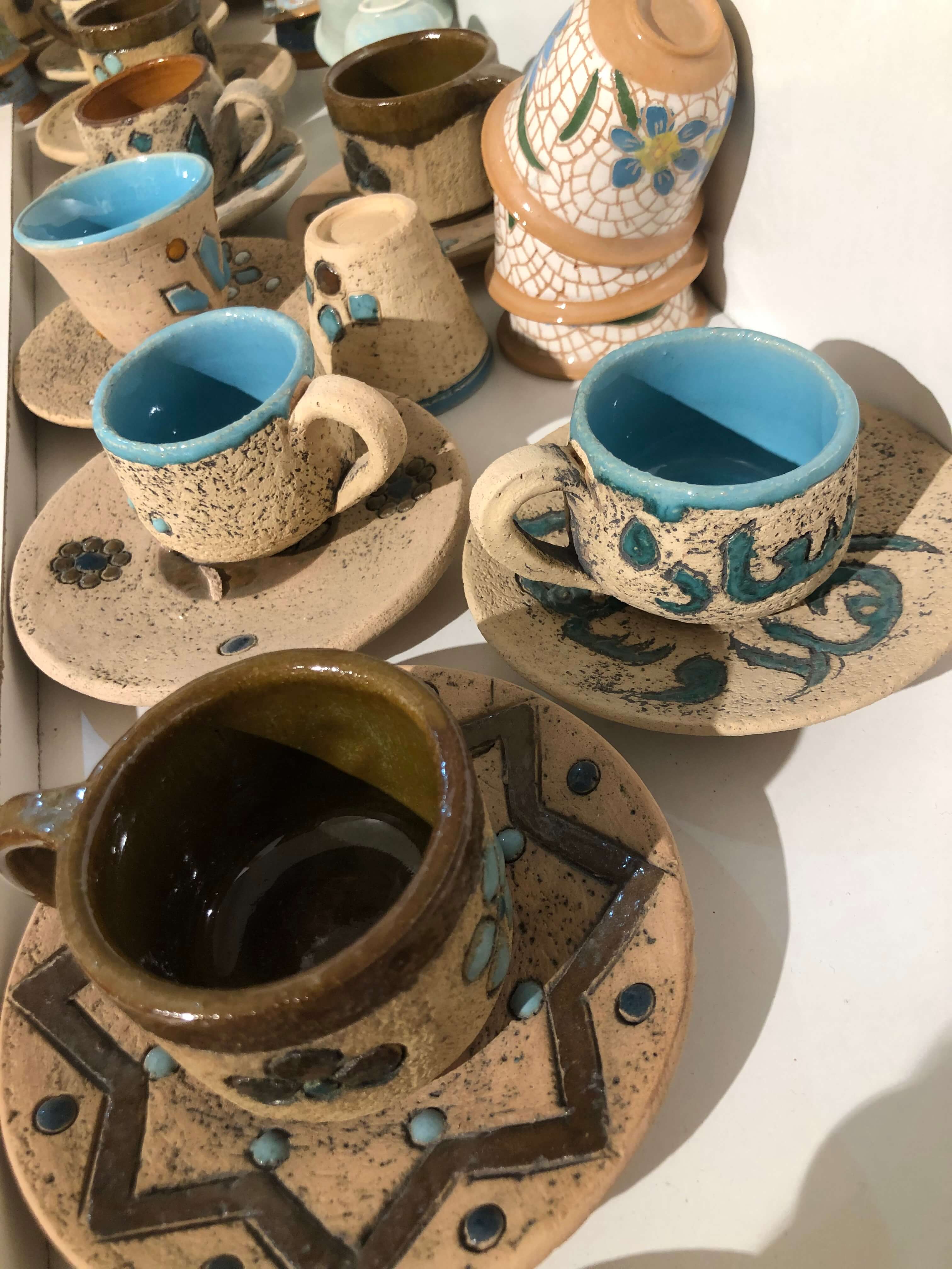 Coffee_cup_with_saucer-فنجان_قهوه_مع_صحن